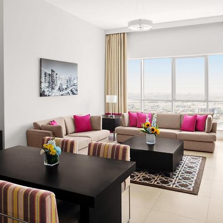Adagio Premium Dubai Al Barsha Aparthotel Bagian luar foto