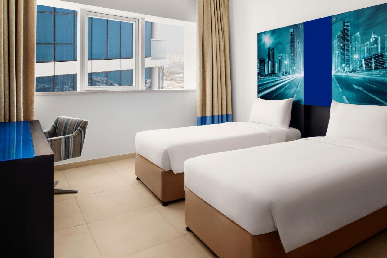 Adagio Premium Dubai Al Barsha Aparthotel Bagian luar foto