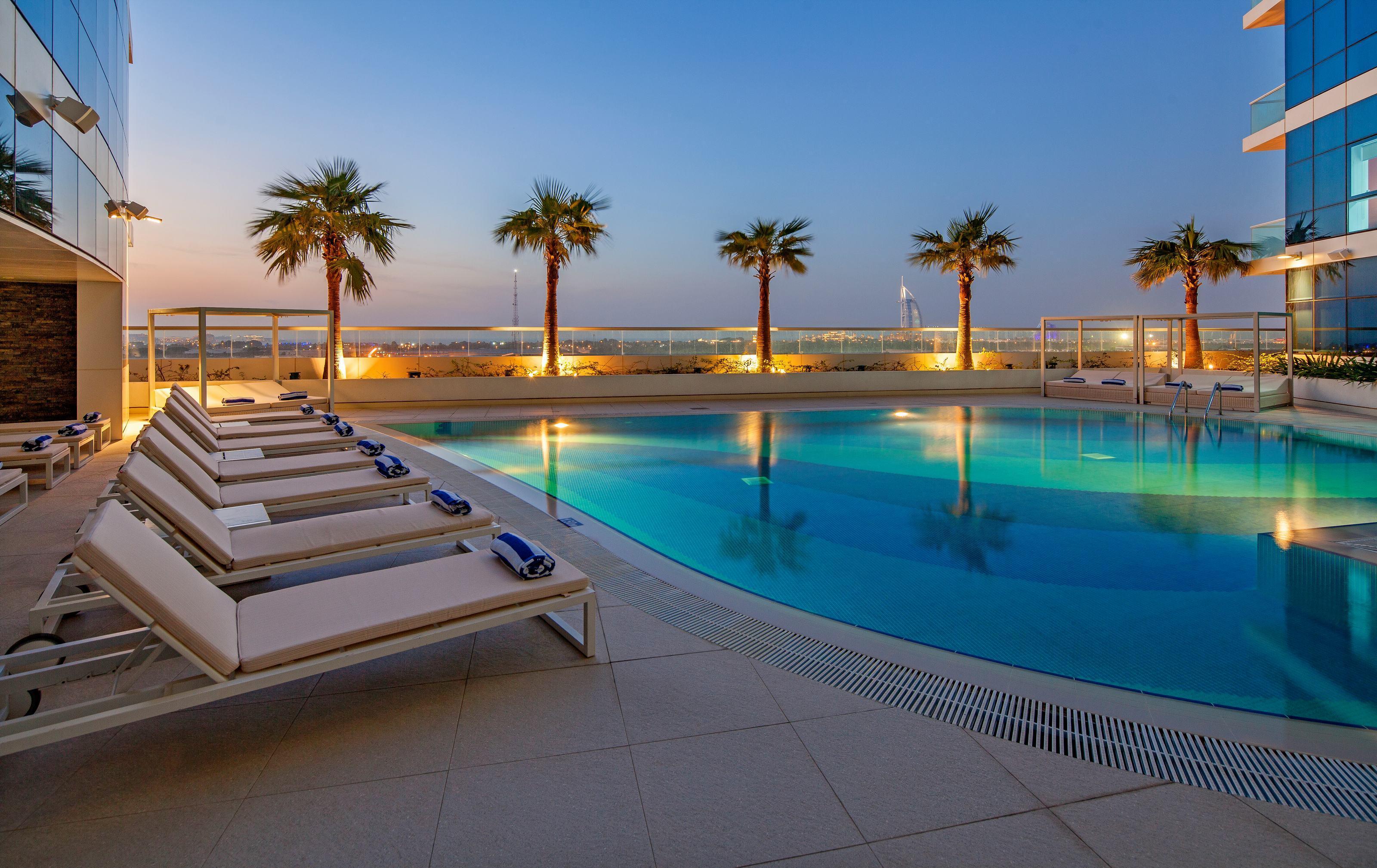 Adagio Premium Dubai Al Barsha Aparthotel Bagian luar foto